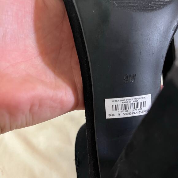 Torrid Black Faux Suede Open Toe Chunky Heel Sandal Size 9 Wide - Picture 7 of 8